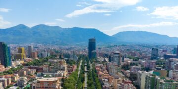 Mikro-pyjet: rregullues natyrorë të temperaturave në zonat urbane